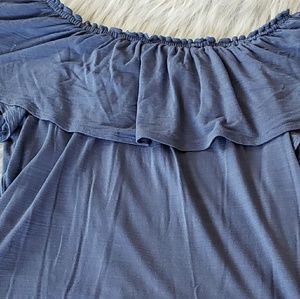 Supply & Demand Off the Shoulder Top